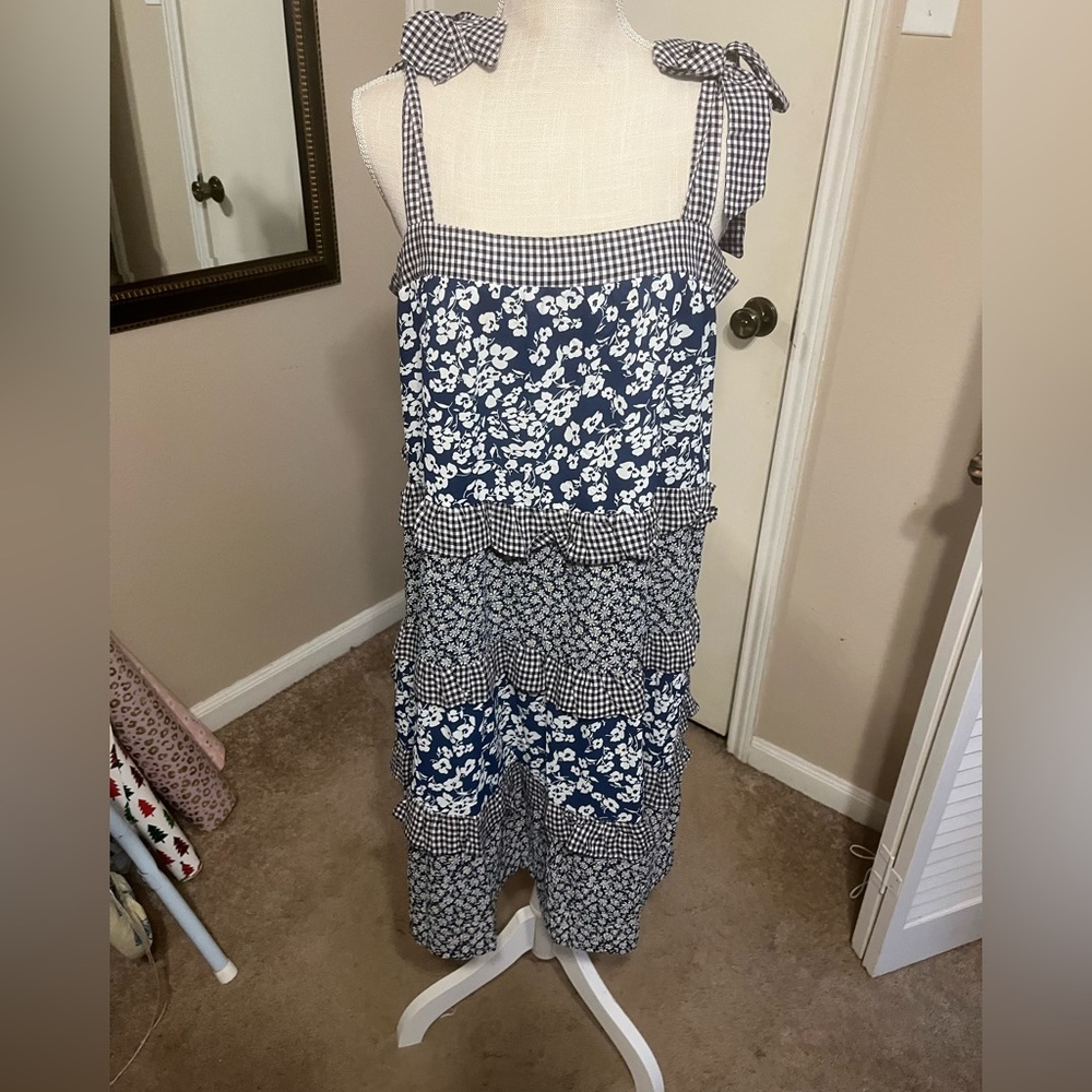 Super cute sun dress